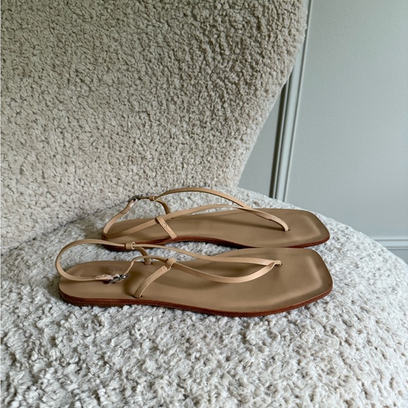 reformation vincenza sandals - Picture 3 of 7